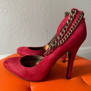 Marciano Cora Redsuede heel with removable chains